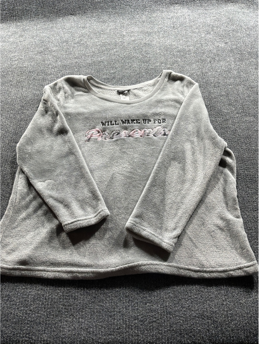 Joe Boxer Women's Gray Plush Pullover Sweatshirt Size 3X